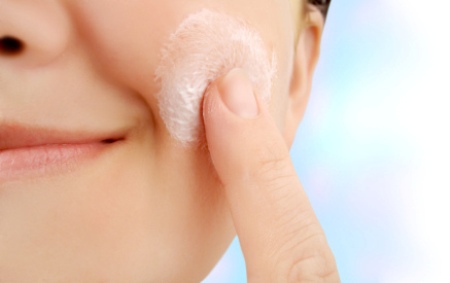 средство от шелушения кожи на лице